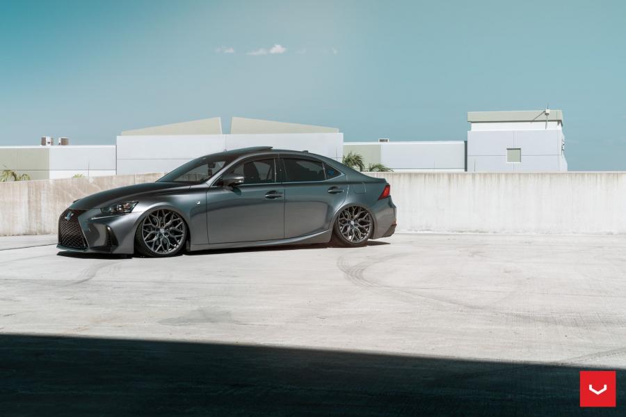 Lexus IS on Vossen Wheels (HF-2) 2018 года  (фото 23 из 24)